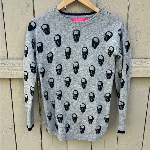 Catherine Malendrino Cashmere Gray Skull Print Sweater Sz XS Goth Punk Gothcore - Picture 1 of 5